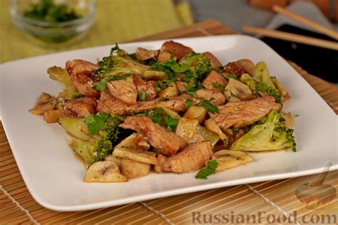 Курица с грибами и соевым соусом