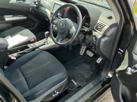 Настройка положения сидений в Subaru Forester