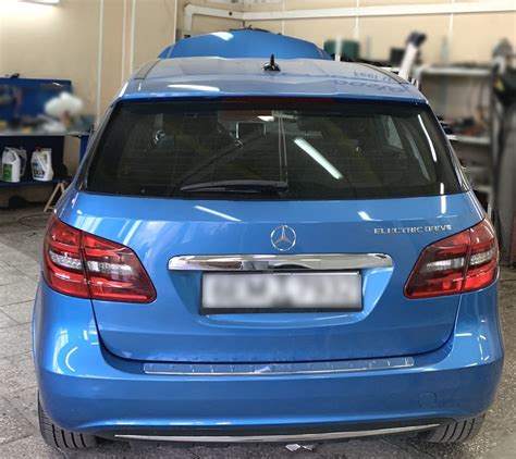 Подготовка к установке Mercedes Me на iPhone