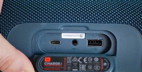 Подключение флешки к колонке JBL Boombox 2