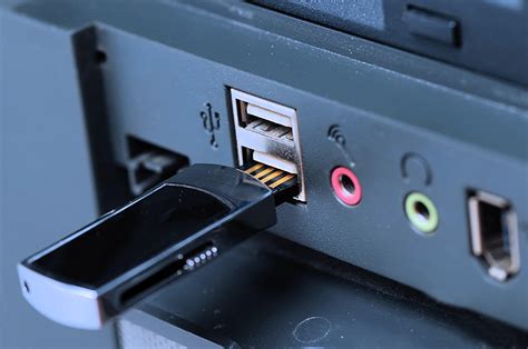 Порт USB на телевизоре Hisense