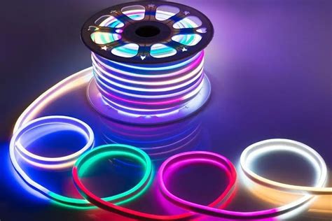 Примеры использования RGB LED ленты Kojima в интерьерном и наружном освещении
