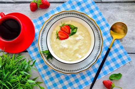 Рецепт: манка с ревитом и перцем
