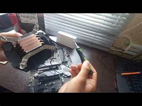 Установка кулера Aerocool
