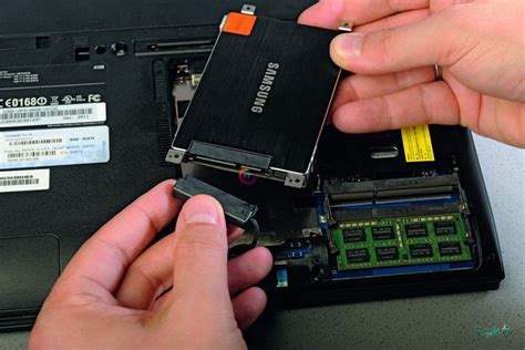 Установка SSD в ноутбук пошагово