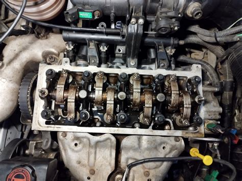 Шаги по настройке клапанов Peugeot 206 1.4