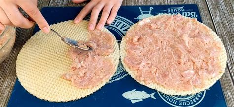 Шаг 2: Приготовление фарша и формирование отбивных