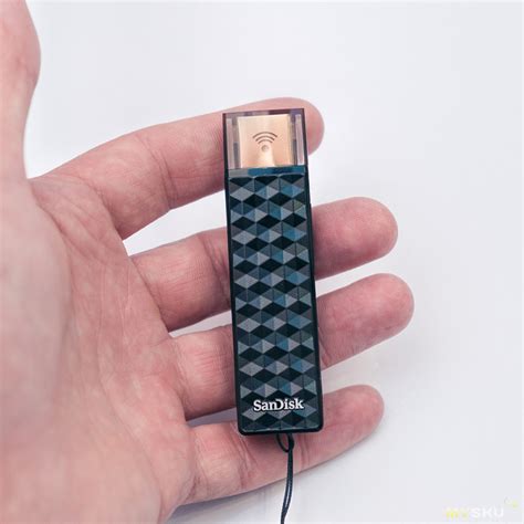 Шаг 4. Подключение Sandisk к телефону